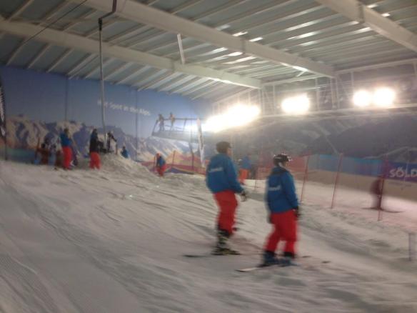 BysUiGxIQAERHPv.jpg-large