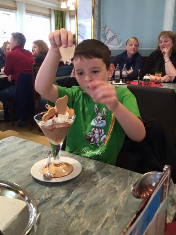 18693_10153055036893889_8386387944980332614_n