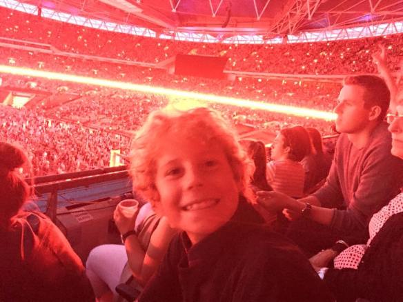 11222956_10207456075947953_2103183535716328410_n