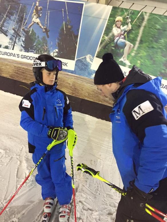 12046690_953938427985764_4182605978119922873_n