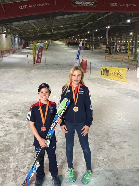 12088376_443334159125101_2494612846662836332_n